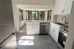 421 SW 11th St, Fort Lauderdale, FL 33315 - Photo 1