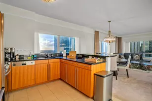 1435 Brickell Ave, Miami, FL 33131 - Photo 2