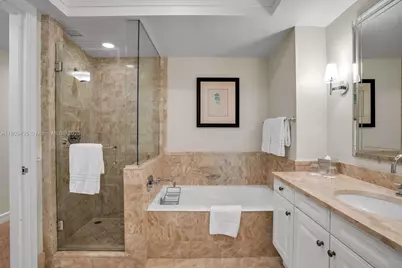 1435 Brickell Ave #3012, Miami, FL 33131 - Photo 30