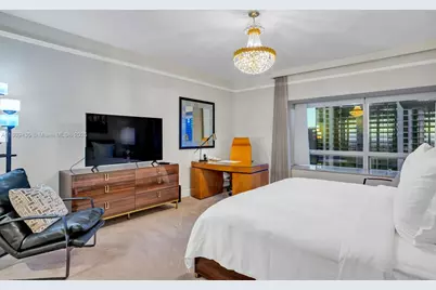 1435 Brickell Ave #3012, Miami, FL 33131 - Photo 18