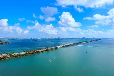 3131 NE 7th Ave #3104, Miami, FL 33137 - Photo 4