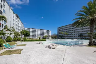 1770 NE 191st St, Miami, FL 33179 - Photo 44