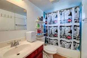 1770 NE 191st St, Miami, FL 33179 - Photo 40