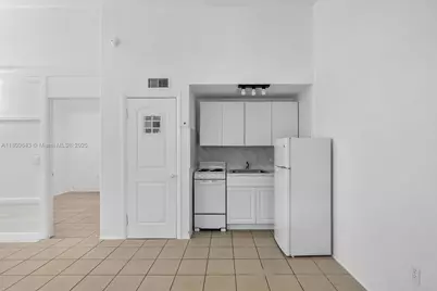 840 SW 7th St #842, Miami, FL 33130 - Photo 1