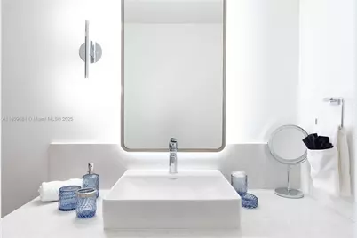 601 NE 1st Ave #2002, Miami, FL 33132 - Photo 12