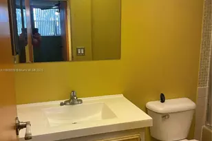 2861 Somerset Dr, Lauderdale Lakes, FL 33311 - Photo 8