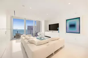 300 Biscayne Blvd Way, Miami, FL 33131 - Photo 4