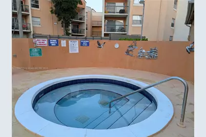 6276 NW 186th St #305, Hialeah, FL 33015 - Photo 32