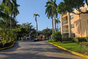 6276 NW 186th St, Hialeah, FL 33015 - Photo 6