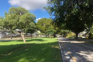 1975 NE 135th St, North Miami, FL 33181 - Photo 2