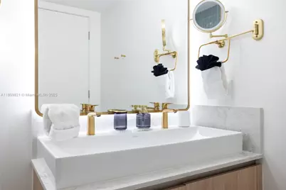 159 NE 6th St #3001, Miami, FL 33132 - Photo 18