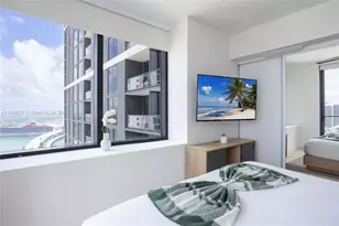 159 NE 6th St, Miami, FL 33132 - Photo 16