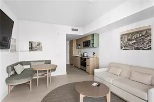 601 NE 1st St, Miami, FL 33132 - Photo 12