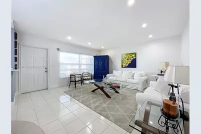 708 SE 7th Ave #14, Pompano Beach, FL 33060 - Photo 2