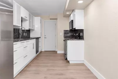 1904 S Ocean Dr #1004, Hallandale Beach, FL 33009 - Photo 14