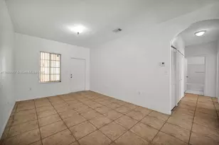 6900 NW 179th St, Hialeah, FL 33015 - Photo 12