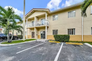 6900 NW 179th St, Hialeah, FL 33015 - Photo 28
