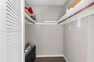 19380 Collins Ave, Sunny Isles Beach, FL 33160 - Photo 16