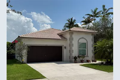 16306 SW 11th St, Pembroke Pines, FL 33027 - Photo 2