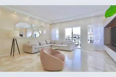 3900 Island Bl #PH 2, Aventura, FL 33160 - Photo 1