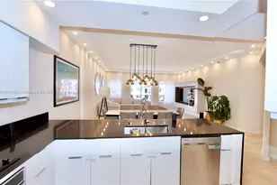 3900 Island Bl, Aventura, FL 33160 - Photo 10
