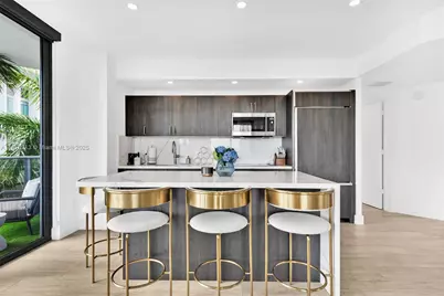 121 NE 34th St #L304, Miami, FL 33137 - Photo 14