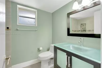 600 NE 25th St #PHD, Miami, FL 33137 - Photo 14