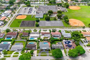 9431 SW 62nd St, Miami, FL 33173 - Photo 22