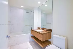 360 Ocean Dr, Key Biscayne, FL 33149 - Photo 14