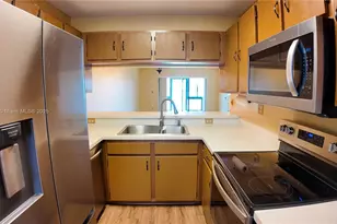 9577 W McNab Rd, Tamarac, FL 33321 - Photo 8