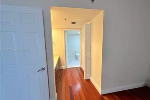 520 Brickell Key Dr, Miami, FL 33131 - Photo 26