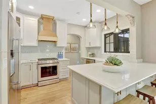 447 Giralda Ave, Coral Gables, FL 33134 - Photo 6