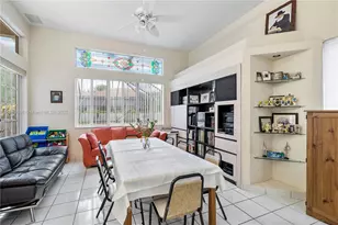 1357 Camellia Ln, Weston, FL 33326 - Photo 14