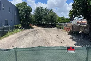 1976 NW 25th Ave, Miami, FL 33125 - Photo 2