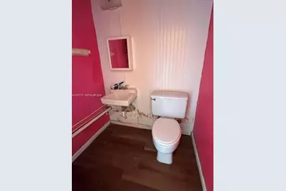 129-135 E Oakland Park Blvd #129, Oakland Park, FL 33334 - Photo 12