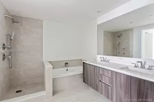 488 NE 18th St, Miami, FL 33132 - Photo 10