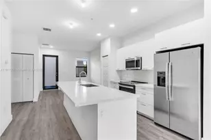 8005 NW 104th Ave, Doral, FL 33178 - Photo 6