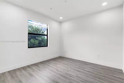 8005 NW 104th Ave #24, Doral, FL 33178 - Photo 16