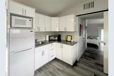 8390 SW 64th St, Miami, FL 33143 - Photo 26