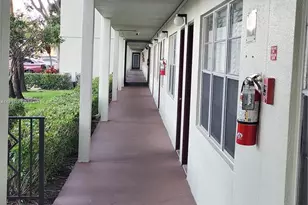 800 SW 131st Ave, Pembroke Pines, FL 33027 - Photo 20