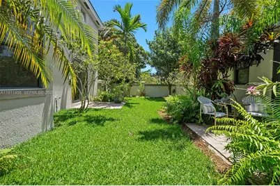 8205 SW 171st Ter, Palmetto Bay, FL 33157 - Photo 28