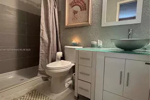 10428 NW 3rd St, Pembroke Pines, FL 33026 - Photo 16