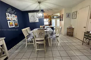 10428 NW 3rd St, Pembroke Pines, FL 33026 - Photo 12