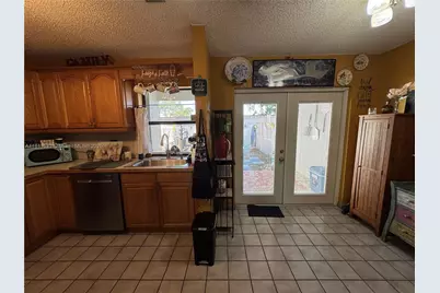 10428 NW 3rd St, Pembroke Pines, FL 33026 - Photo 6