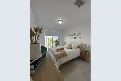 1010 SW 69th Ave #212, Miami, FL 33144 - Photo 4