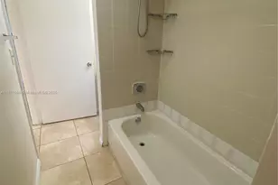 1247 SW 46th Ave, Pompano Beach, FL 33069 - Photo 22