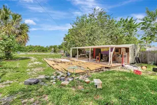 4035 N 110th Ave N, West Palm Beach, FL 33411 - Photo 32
