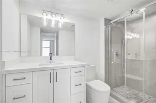 3625 N Country Club Dr, Aventura, FL 33180 - Photo 34