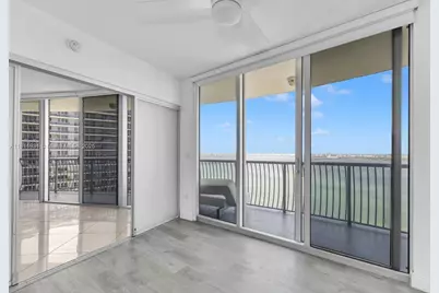 1750 N Bayshore Dr #4801, Miami, FL 33132 - Photo 4