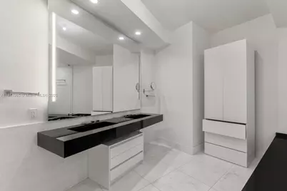 18555 Collins Ave #1703, Sunny Isles Beach, FL 33160 - Photo 20